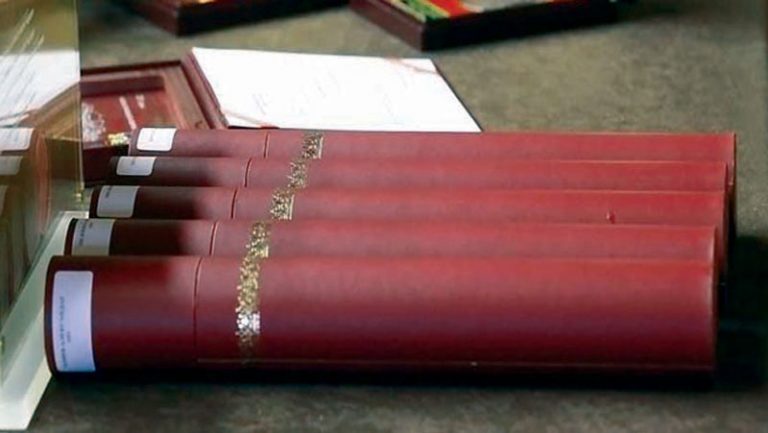 EKSKLUZIVNO: Opozicija vlasti sređuje diplome