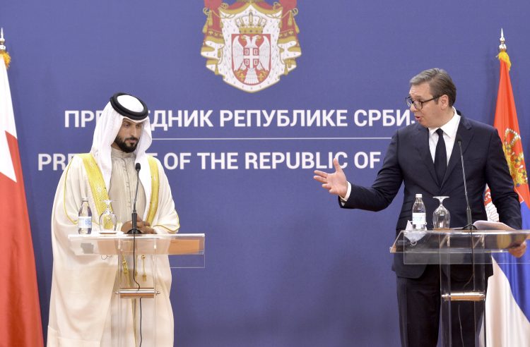 SRPSKI PUKOVNIK OTKAZAO POSLUŠNOST: Vučić pere pare, sve ispričao novinarima