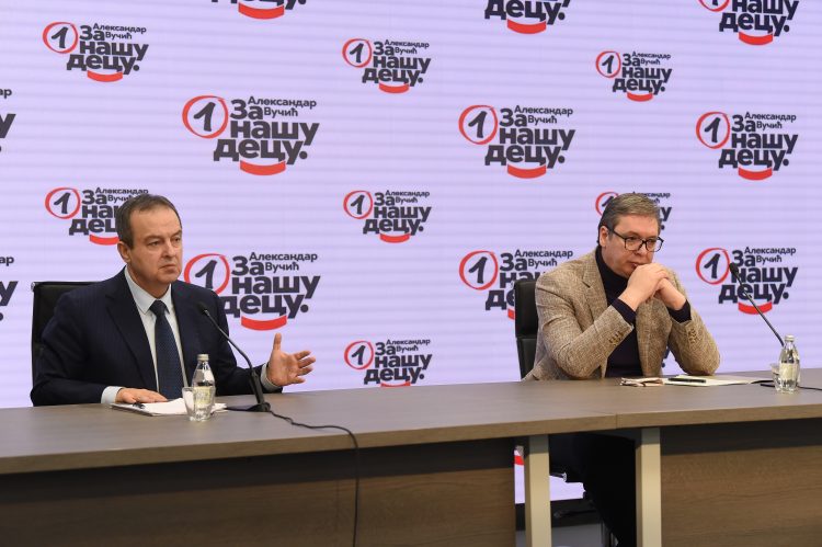 KREĆE UCENJIVANJE VUČIĆA, RIK ODUZEO MANDAT SAVEZU VOJVOĐANSKIH MAĐARA: Sada sve zavisi od Ivice Dačića