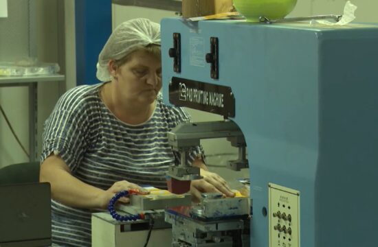 „Neka živi predsednik s 52.000 dinara“: Vučić opet, pre svih, najavio novi iznos minimalca