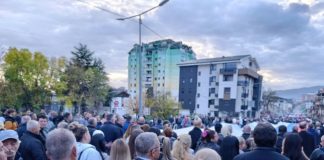 Novinarka Glasa Šumadije napadnuta tokom protesta protiv blokada